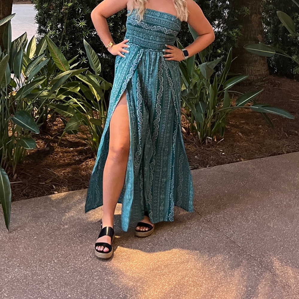 Strapless slit dress